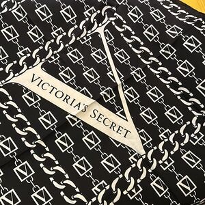 Victoria Secret Scarf